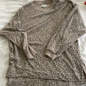American Eagle leopard print oversized sweatshirt